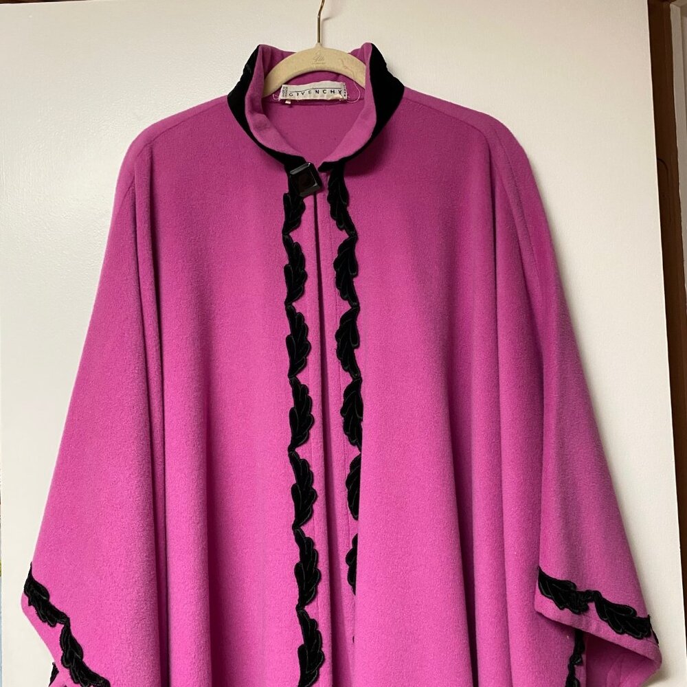 GIVENCHY Pink Cape Cloak Black with Trim Designer Statement Coat